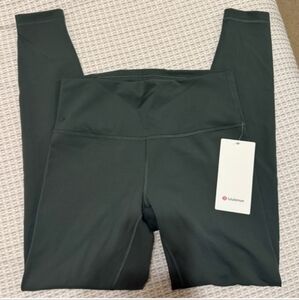 NWT 🍋 LULULEMON 🍋 Wunder train 28"  Size 10 Smoked spruce